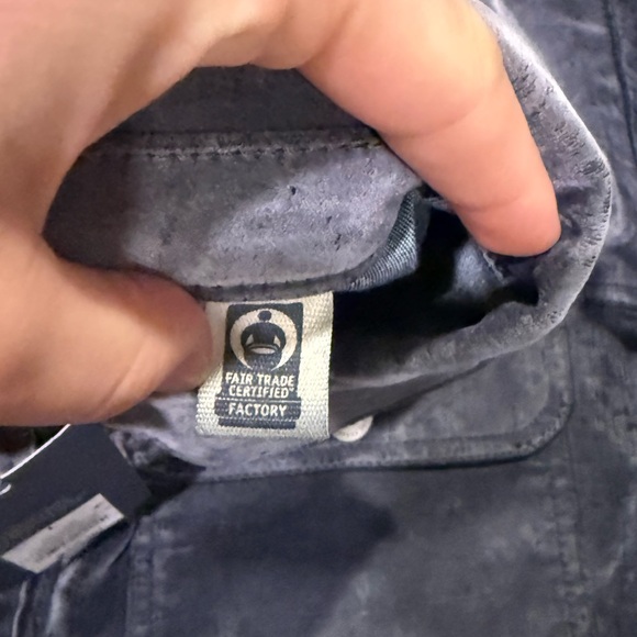 🌶️Stylish Gray velvet flocked denim Jacket - Picture 9 of 9